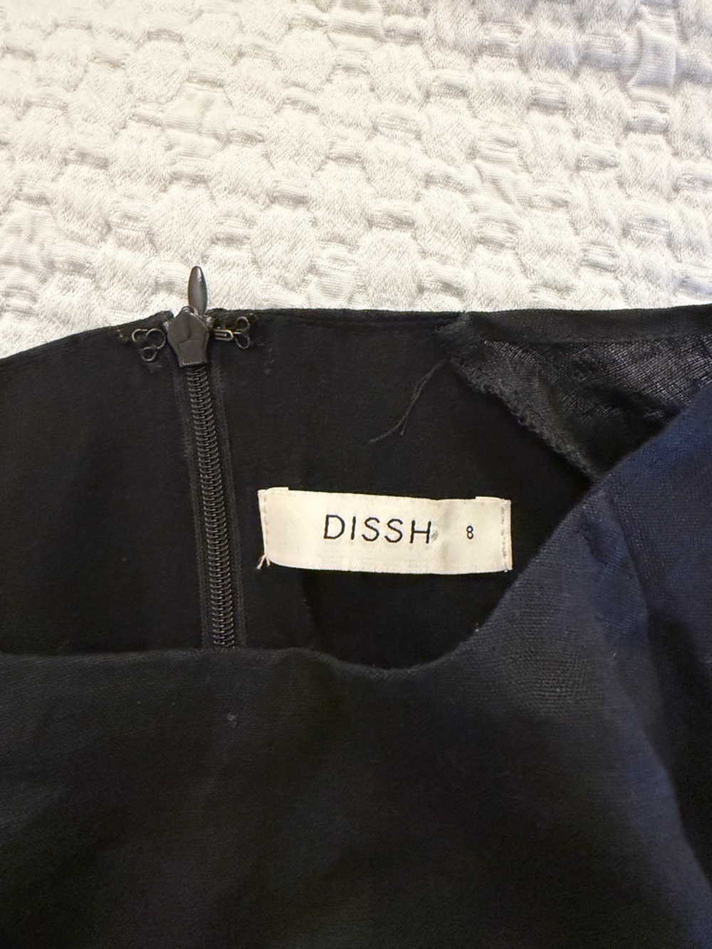 DISSH Black Cropped Long-Sleeve Elastic-Hem Top - Picture 3 of 3